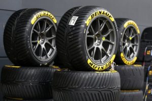 Dunlop e Marcopolo expandem parceria para comercialização de pneus